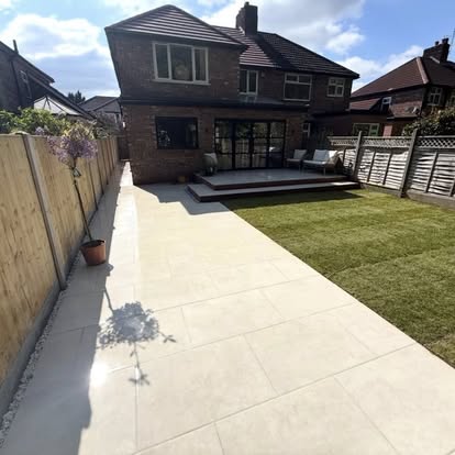 Light grey porcelain patio